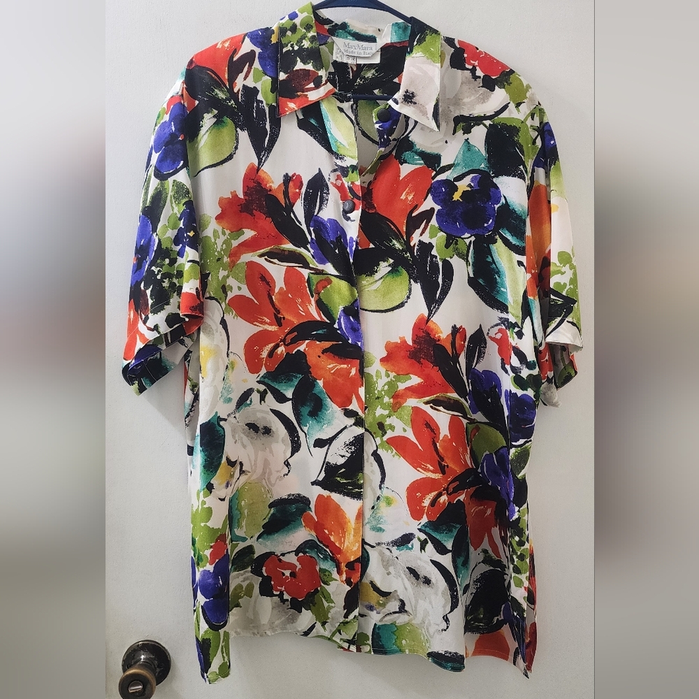 Max Mara‎ Colorful Floral Button-Up Shirt, Size 10, Silk.